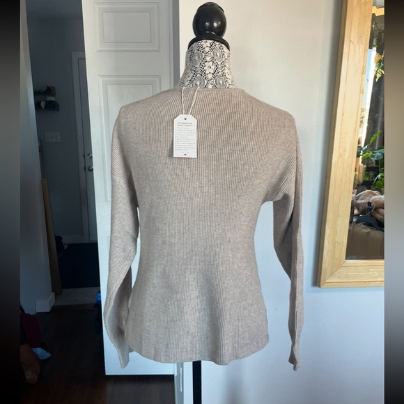 NWT Cross Front Knit Sweater. Oatmeal. Small/Medium - Picture 3 of 3